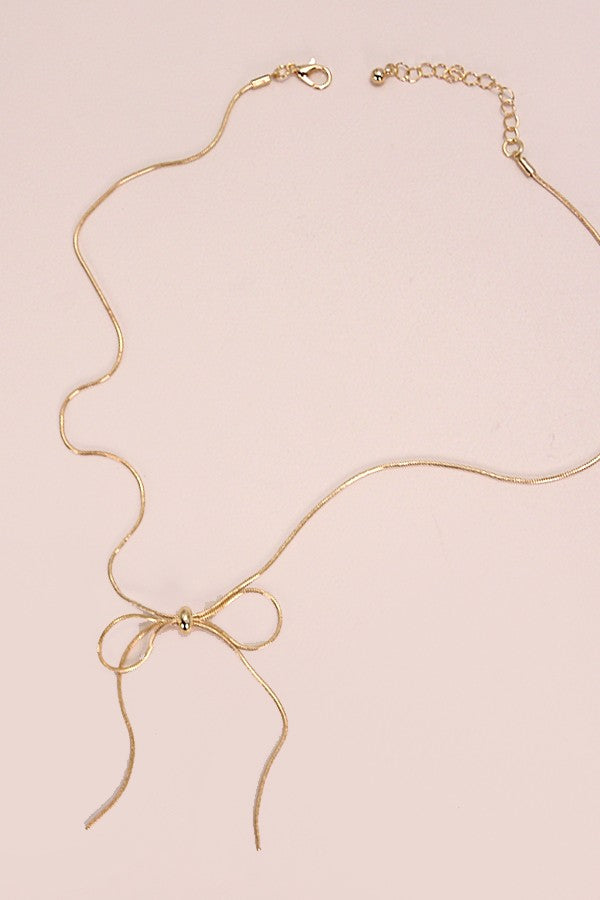 Sleek Chain Bow Necklace