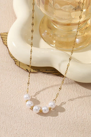 Simply Pearls Necklace