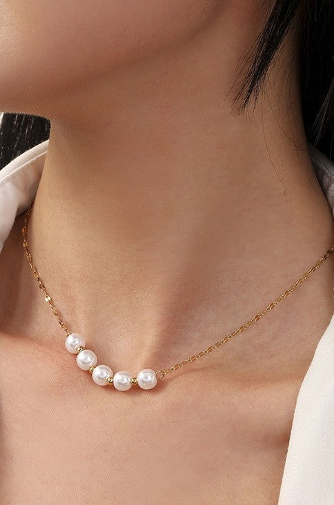 Simply Pearls Necklace