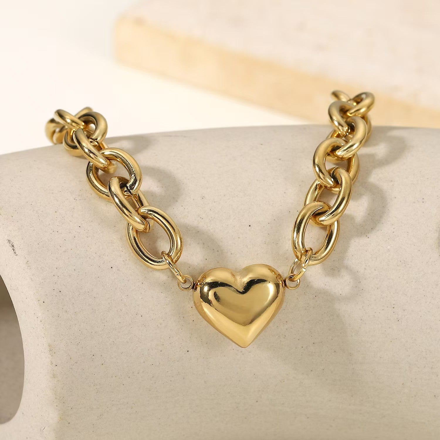 18K Gold Heart Necklace