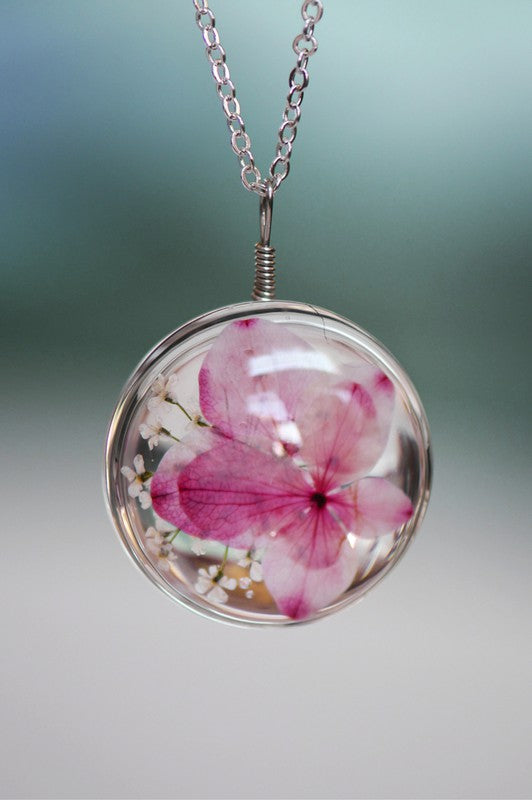 Glass Flowers Necklace